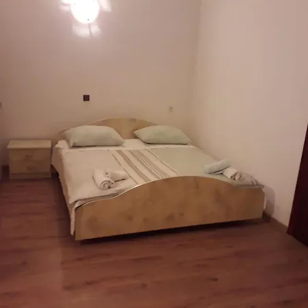 Appartement With A Parking Space - 16582 *