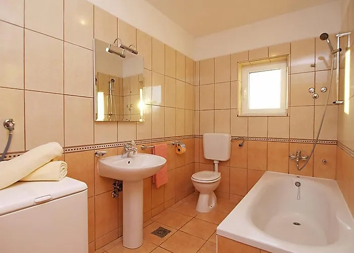 Appartement With A Parking Space - 16582 *