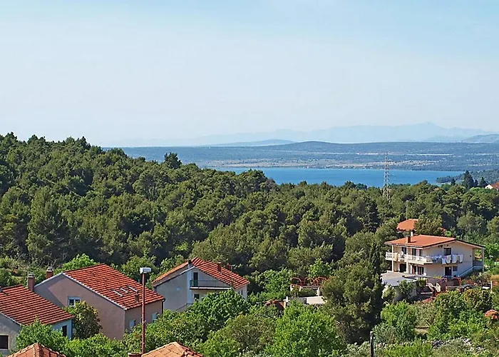 Appartement With A Parking Space - 16582 *